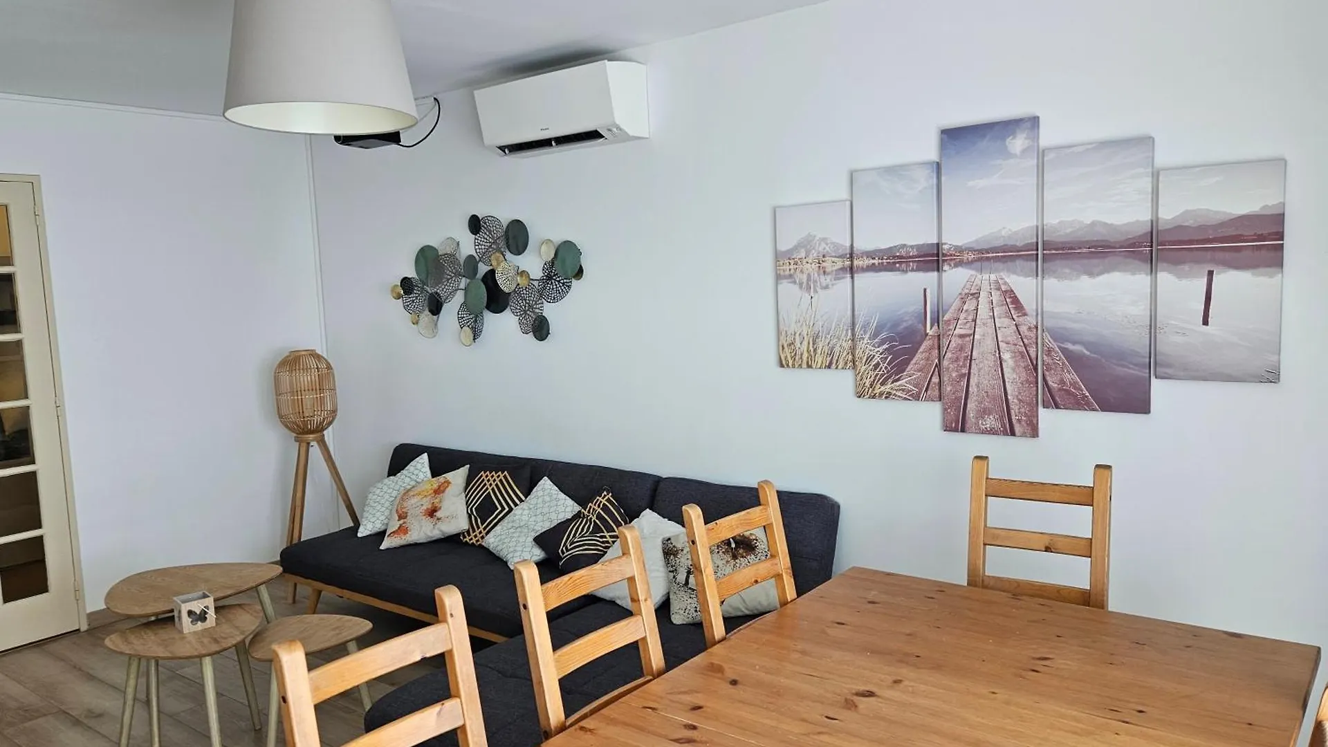 Chambre En Colocation Fille, Proche Mer, Climatisation ツーロン 0*,  フランス